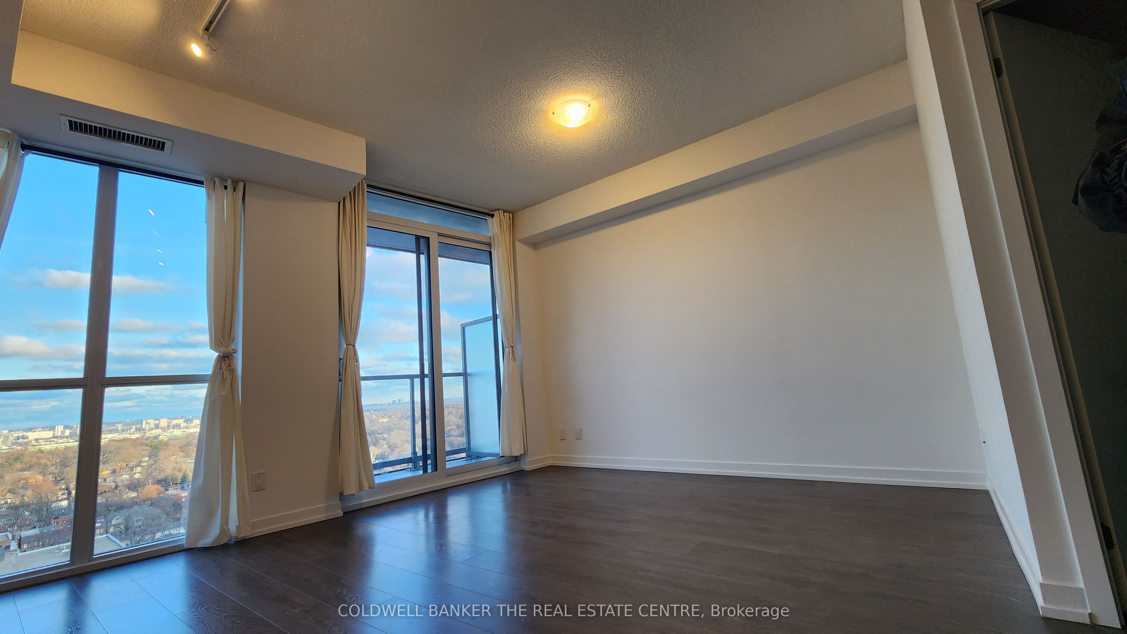 #1911 - 125 Redpath Avenue Property Photo 4