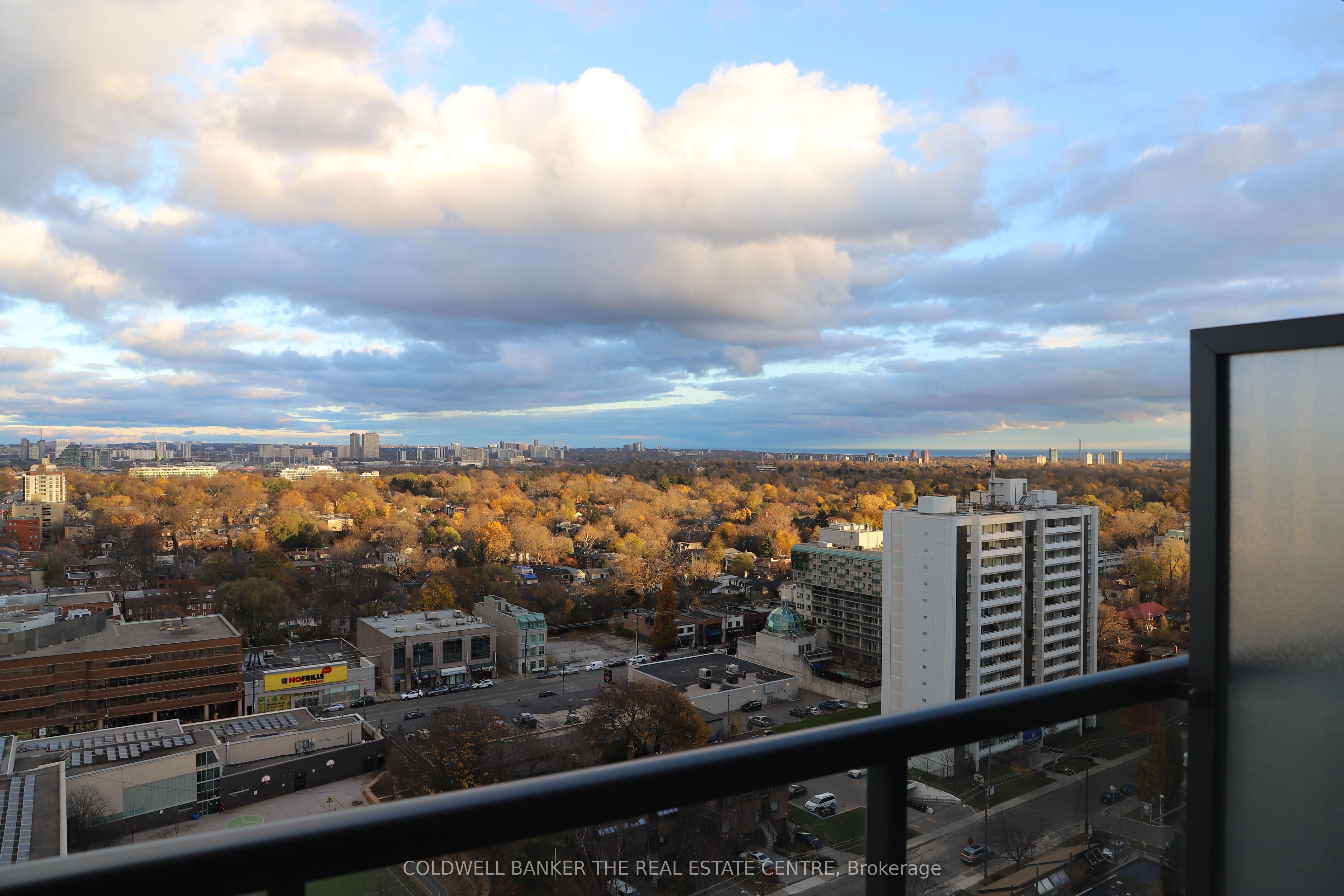 #1911 - 125 Redpath Avenue Property Photo 7