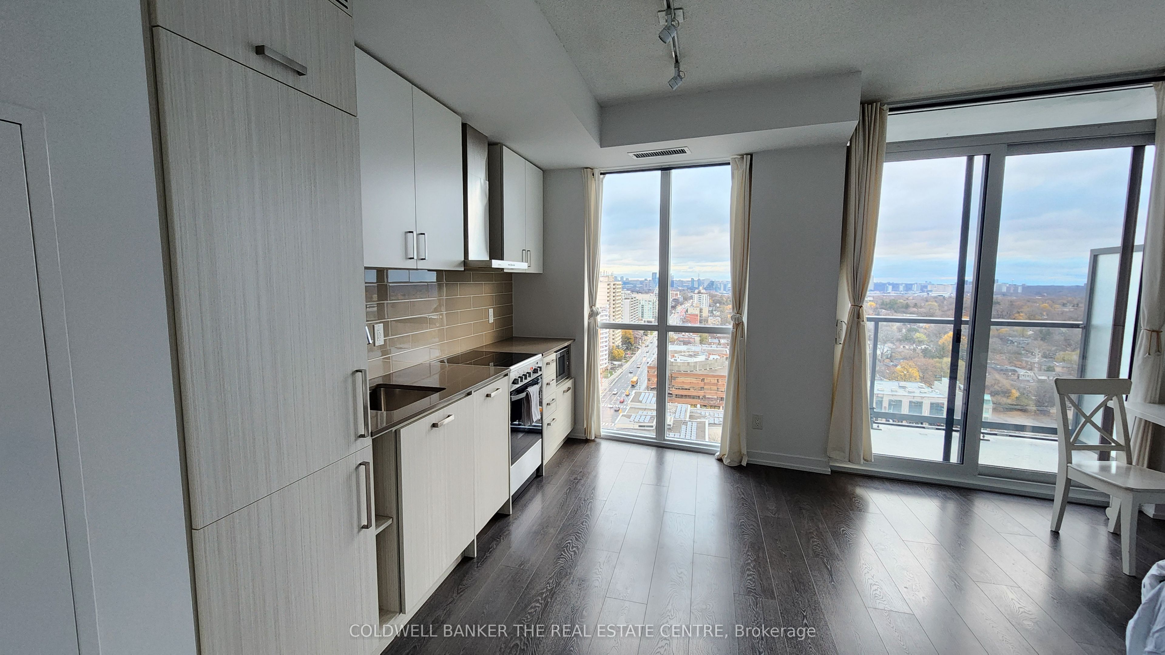 #1911 - 125 Redpath Avenue Property Photo 8