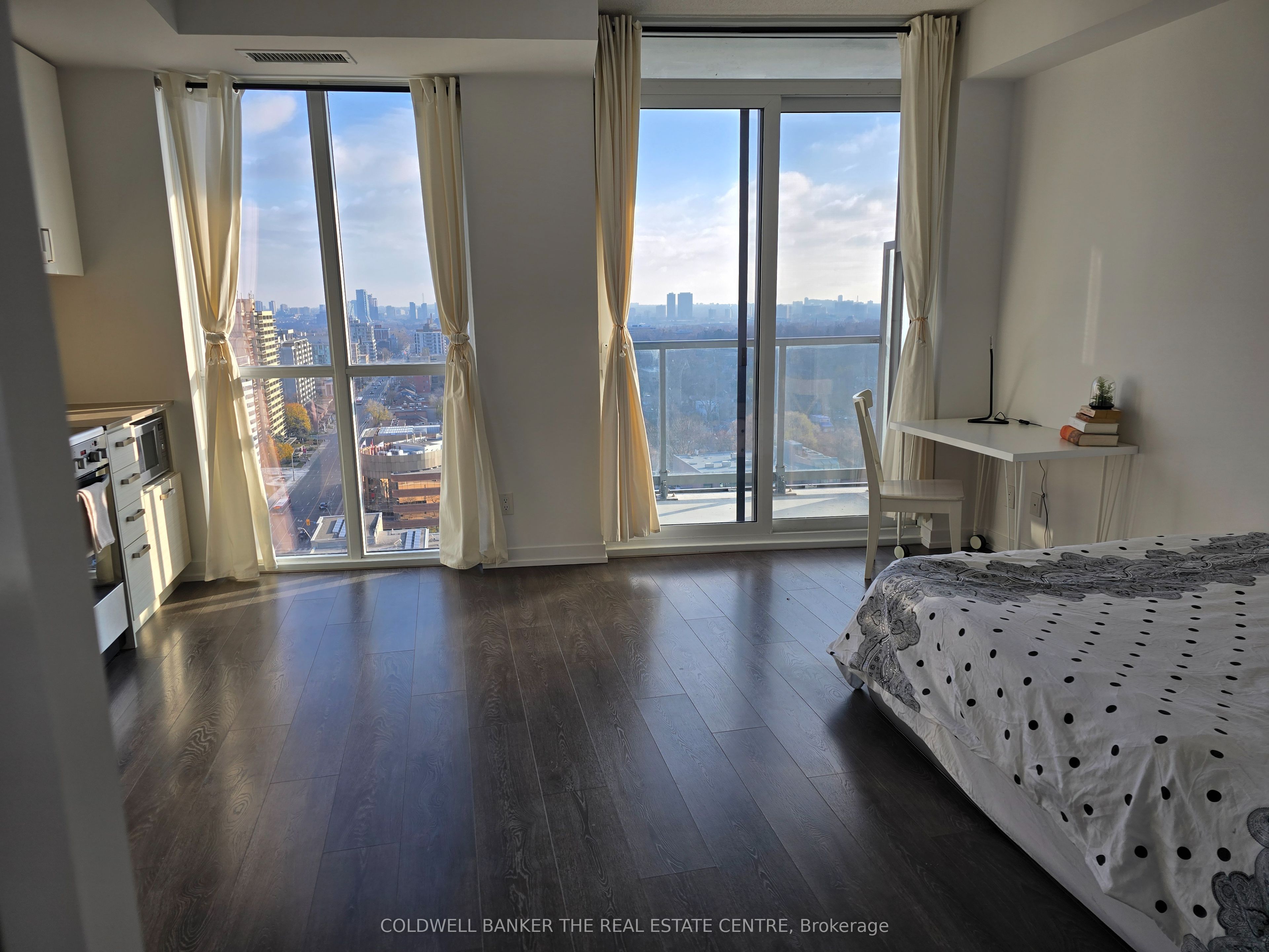 #1911 - 125 Redpath Avenue Property Photo 11