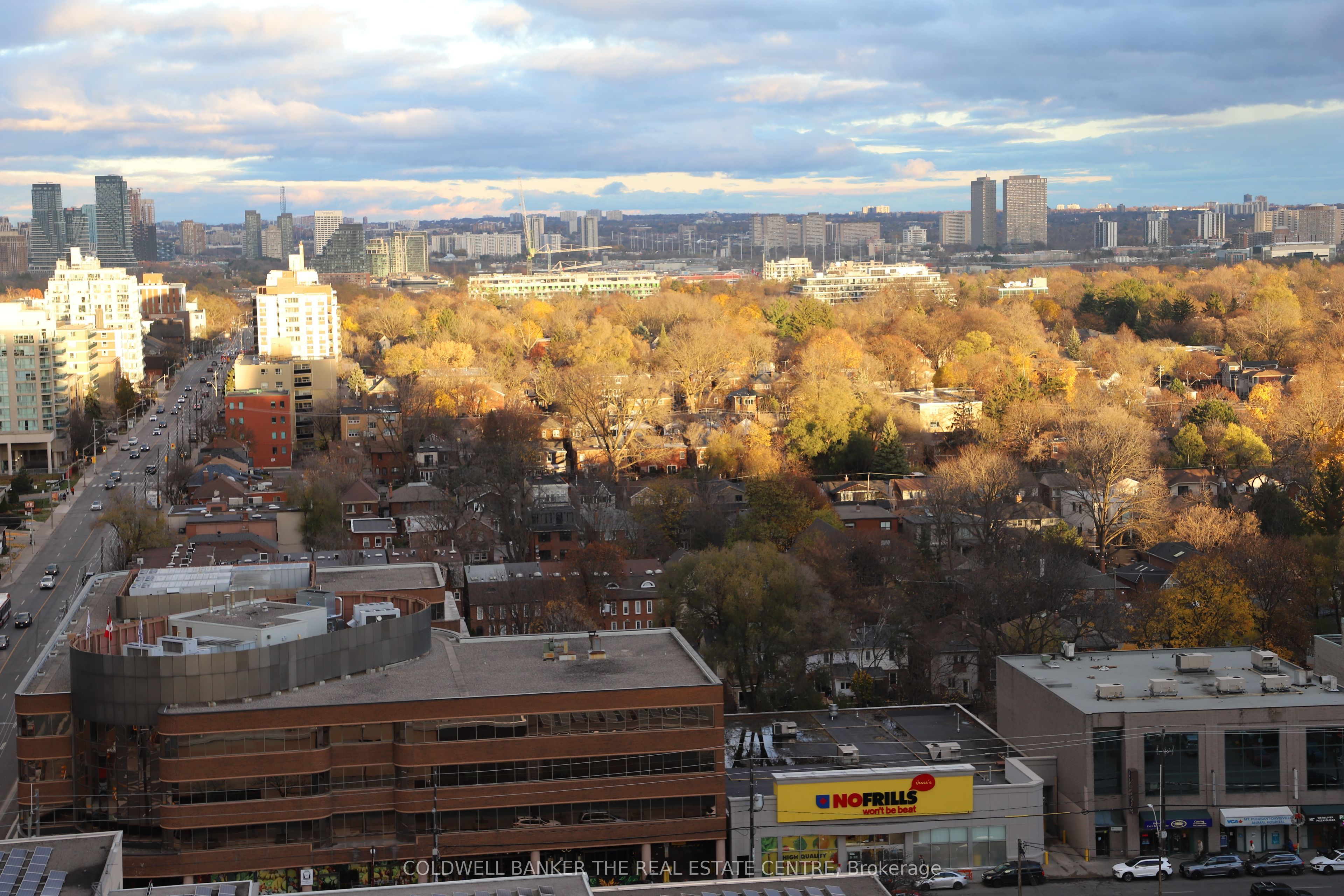 #1911 - 125 Redpath Avenue Property Photo 18