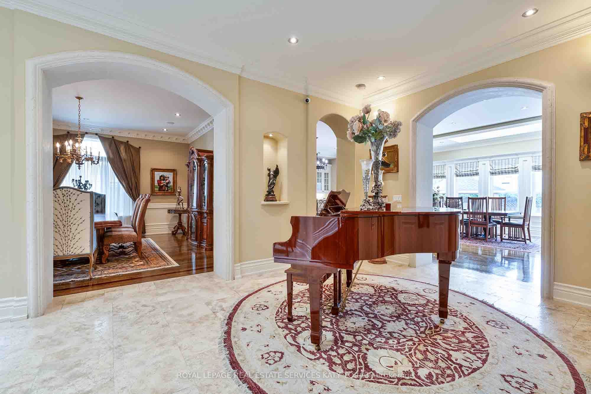73 Yorkminister Road Property Photo 7