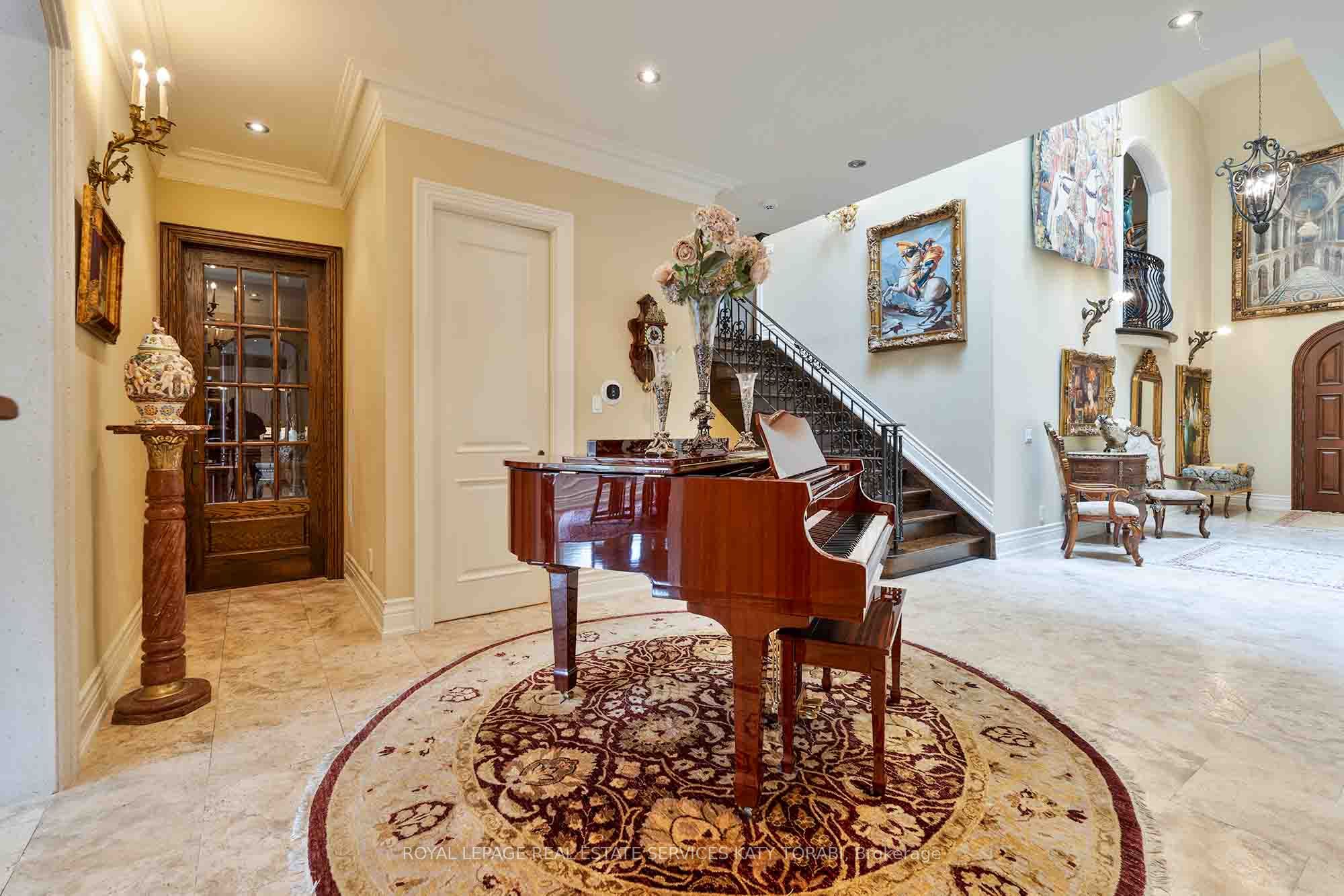 73 Yorkminister Road Property Photo 8