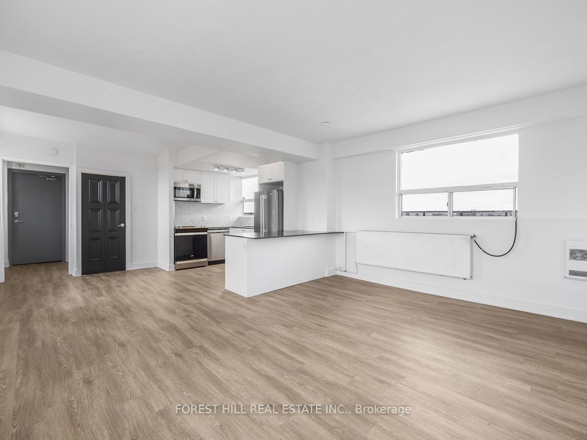 #ph B - 70 Spadina Road Property Photo 7
