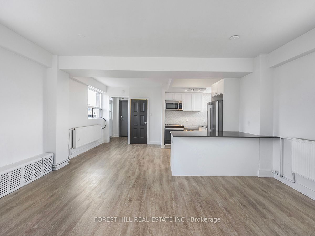 #ph B - 70 Spadina Road Property Photo 8