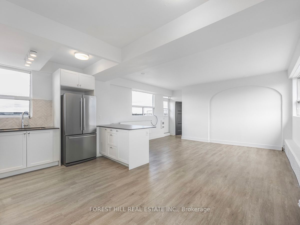 #ph B - 70 Spadina Road Property Photo 9