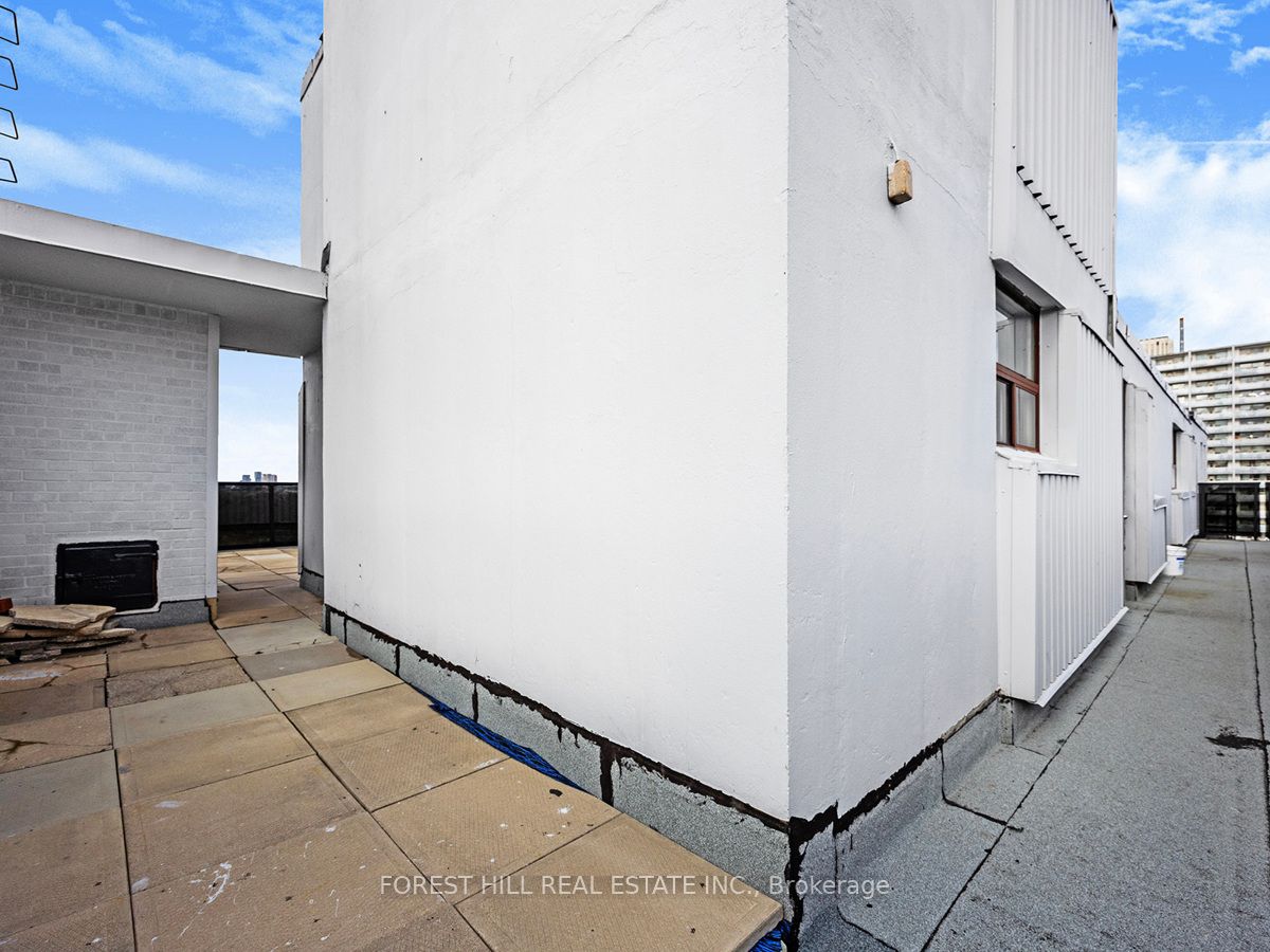 #ph B - 70 Spadina Road Property Photo 22