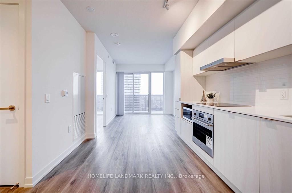 #2706 - 138 Downes Street Property Photo 4