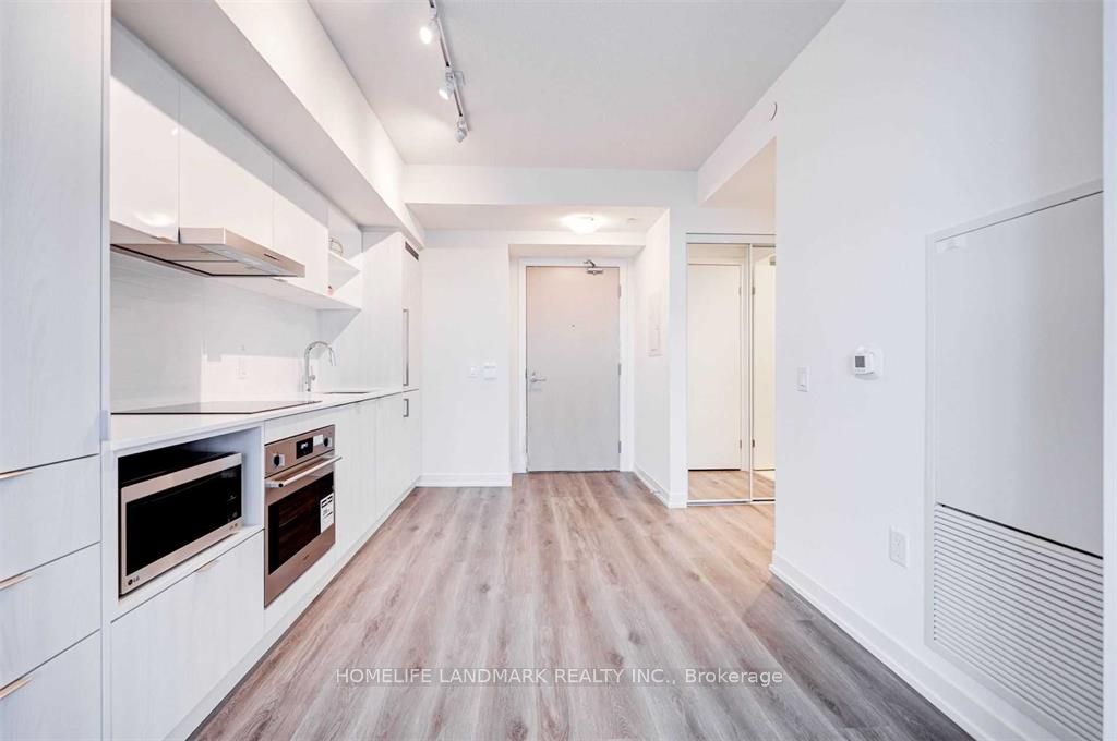 #2706 - 138 Downes Street Property Photo 6