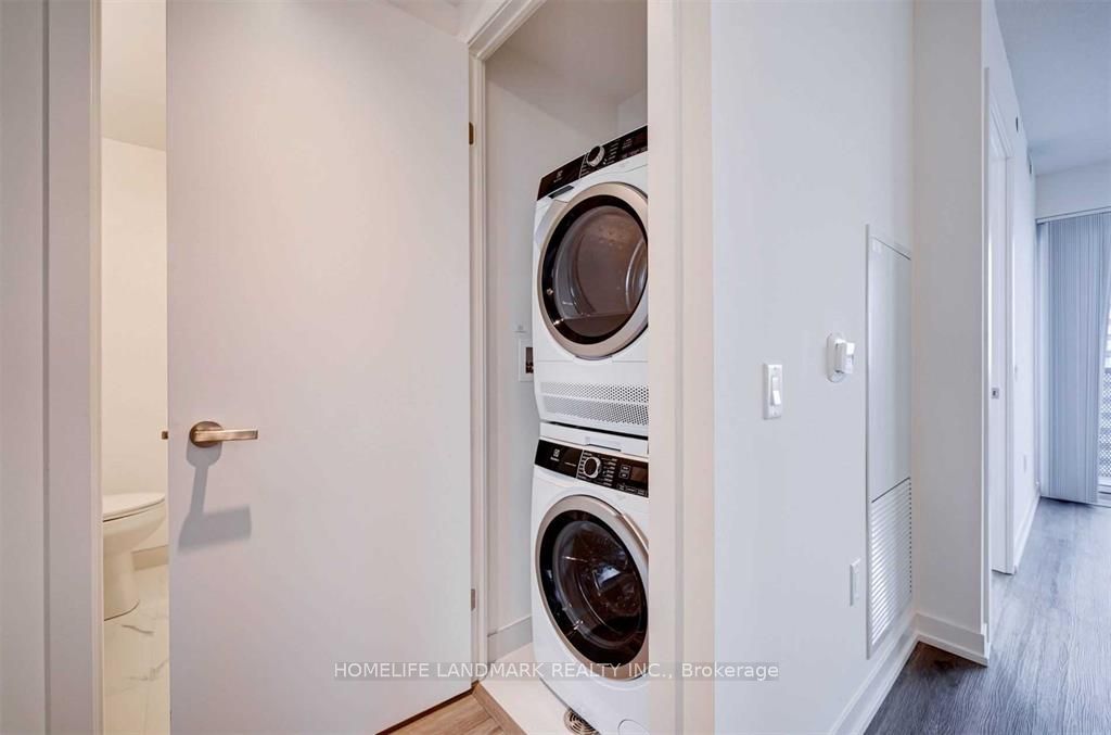#2706 - 138 Downes Street Property Photo 18