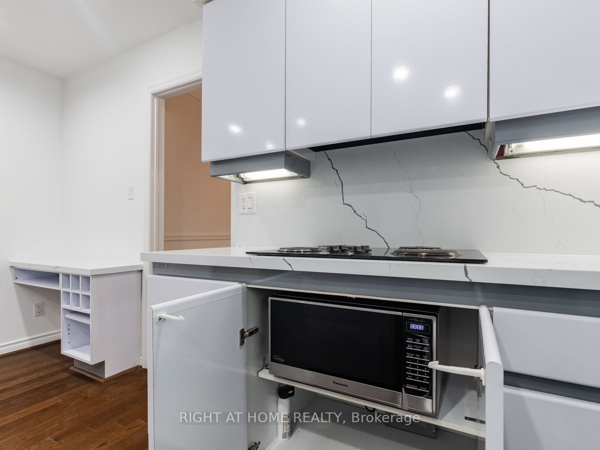 16 Fernside Court Property Photo 11
