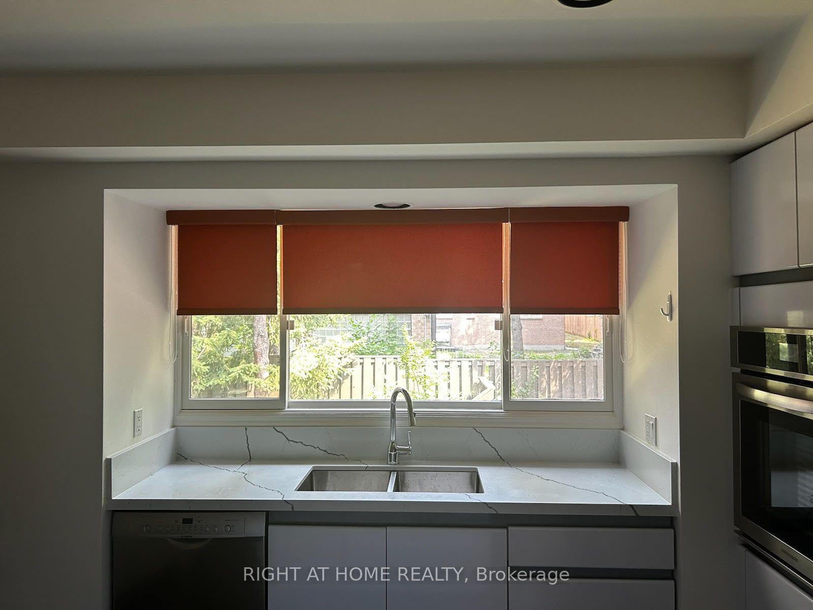 16 Fernside Court Property Photo 13