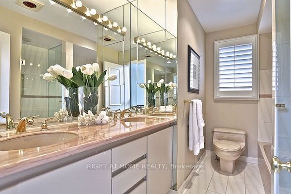 16 Fernside Court Property Photo 16