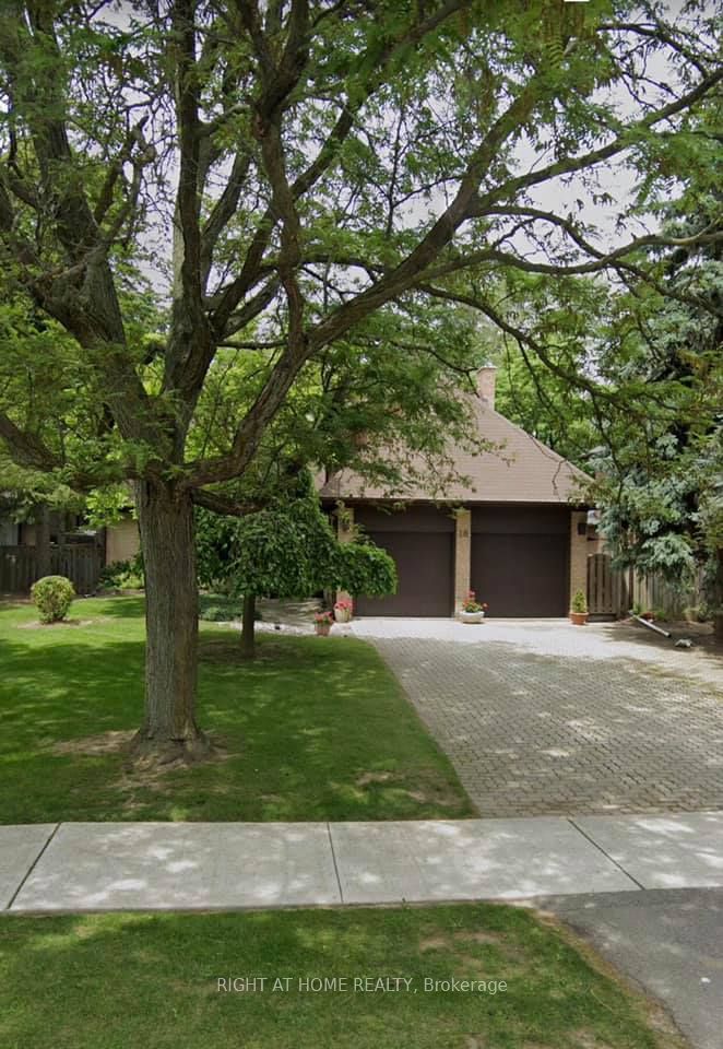 16 Fernside Court Property Photo 24