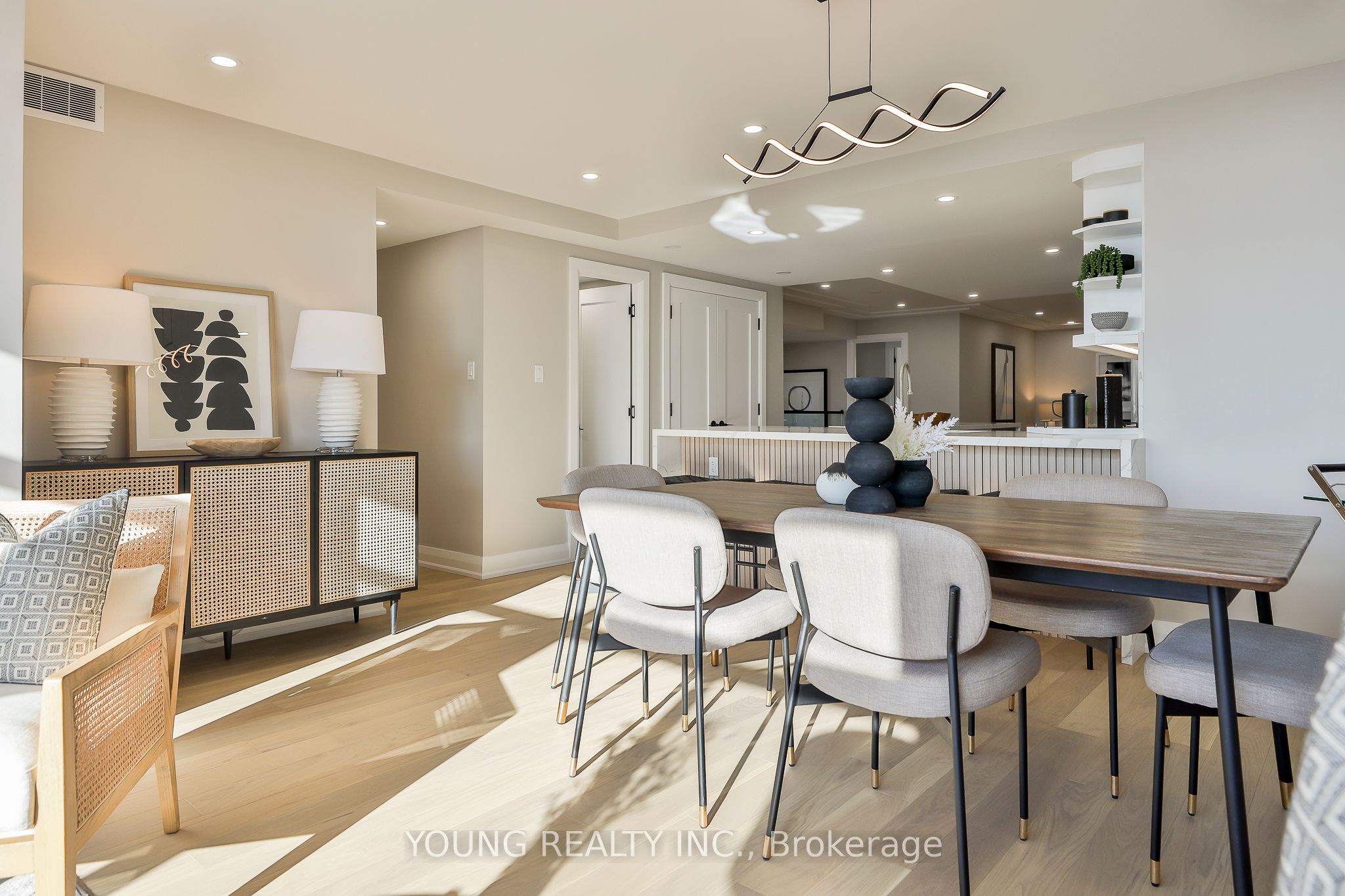 #2908 - 1555 Finch Avenue Property Photo 8