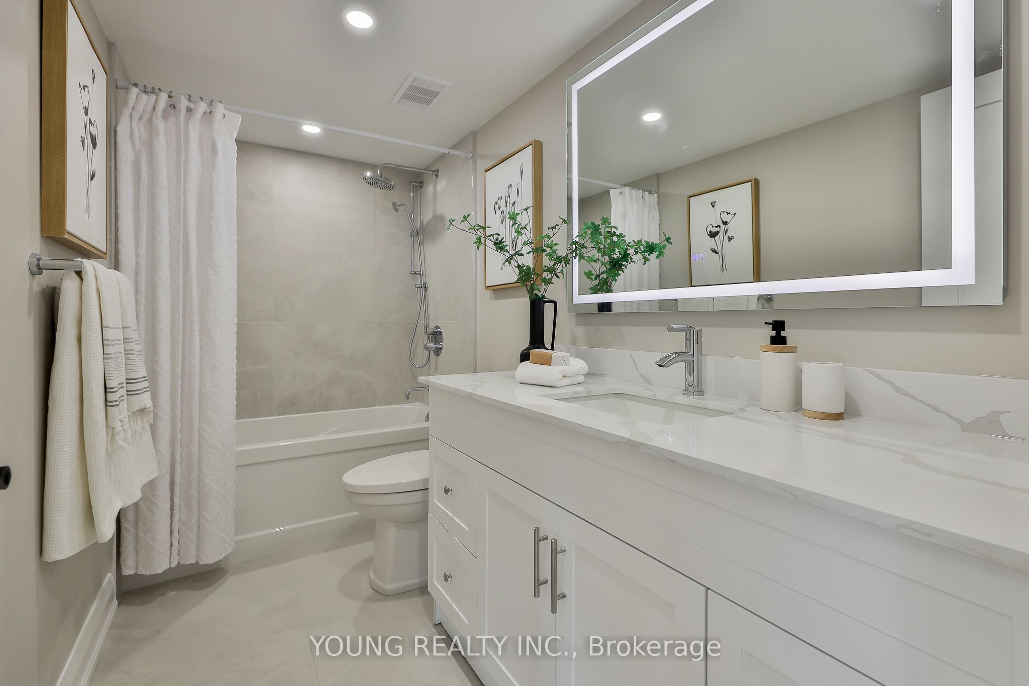 #2908 - 1555 Finch Avenue Property Photo 18