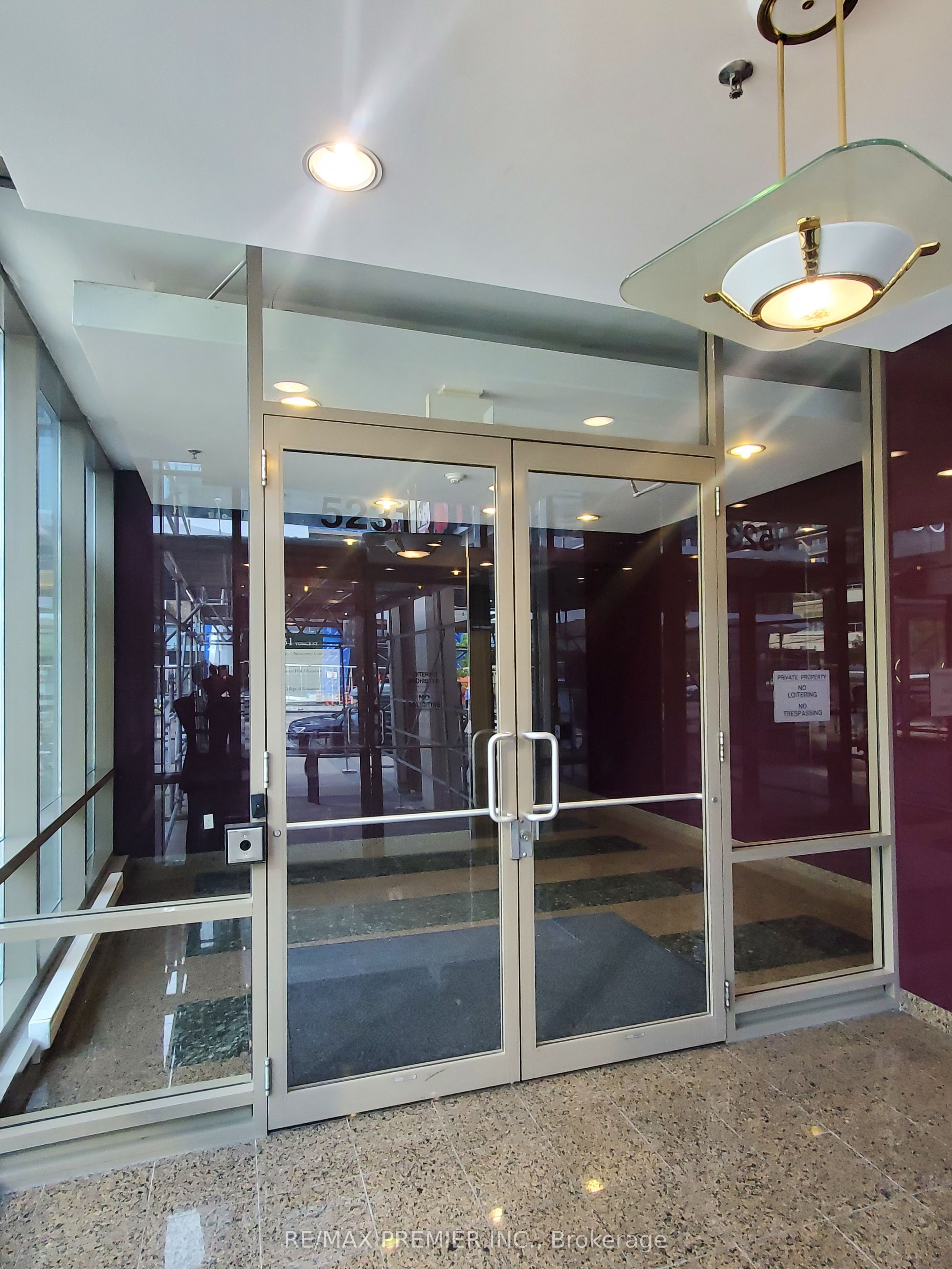 #203 - 5231 Yonge Street Property Photo 5