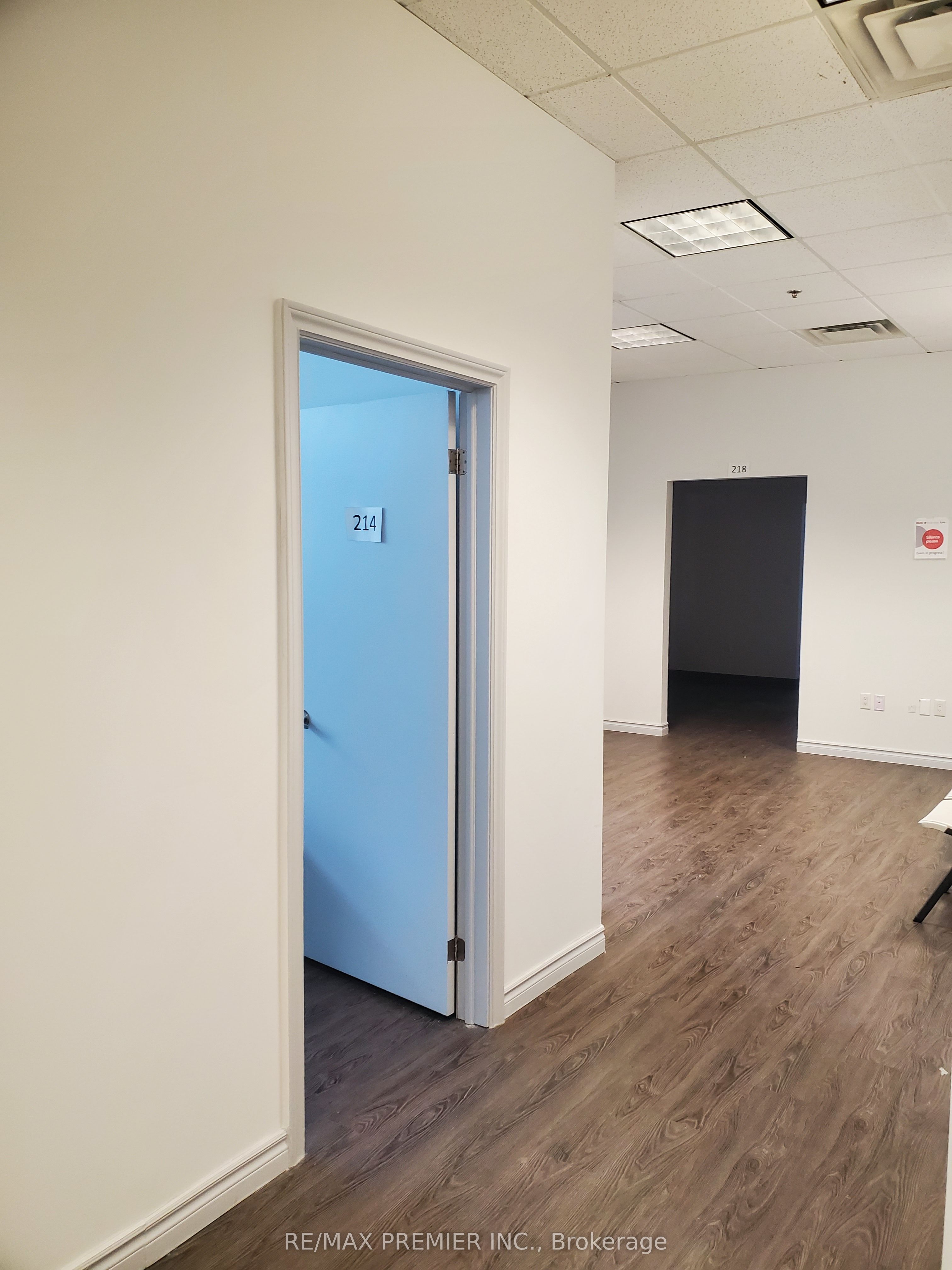 #203 - 5231 Yonge Street Property Photo 9