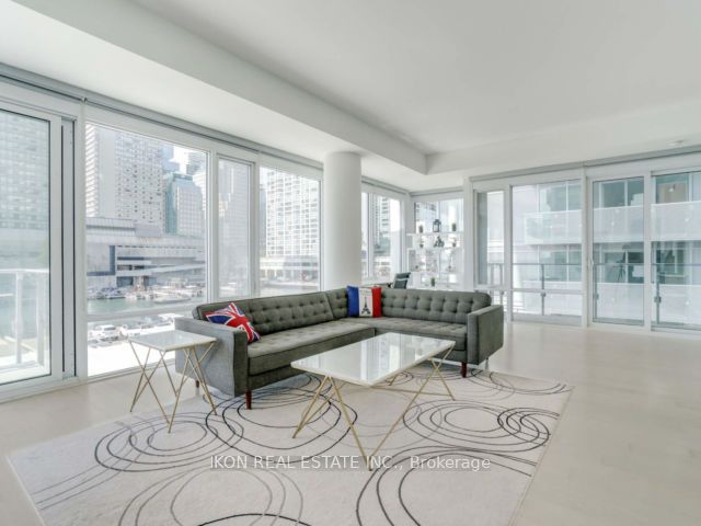 #302 - 29 Queens Quay Property Photo 2