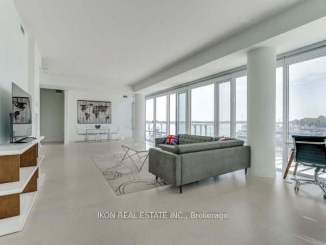 #302 - 29 Queens Quay Property Photo 4