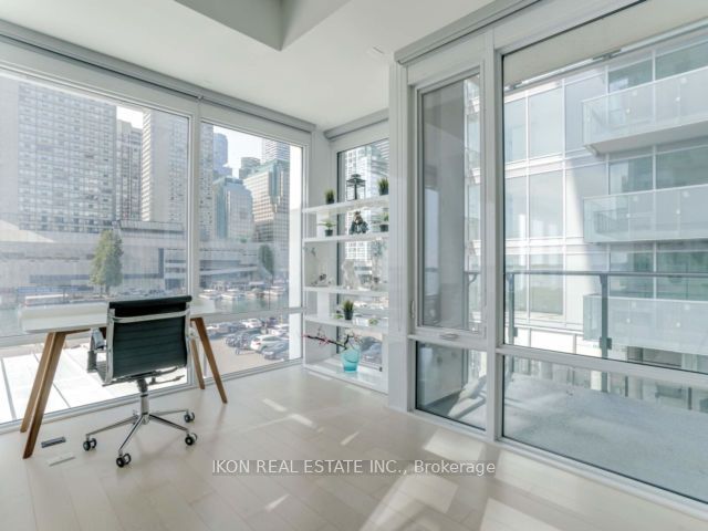 #302 - 29 Queens Quay Property Photo 6