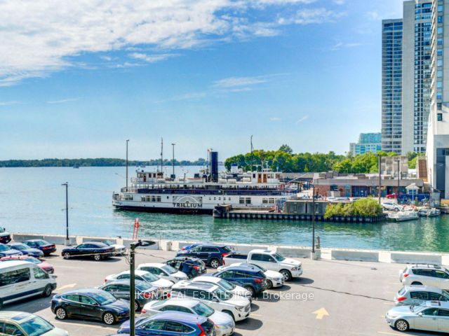 #302 - 29 Queens Quay Property Photo 28