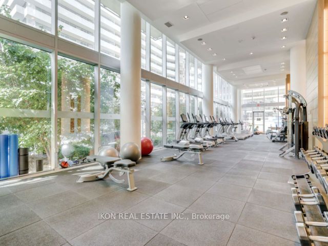 #302 - 29 Queens Quay Property Photo 30