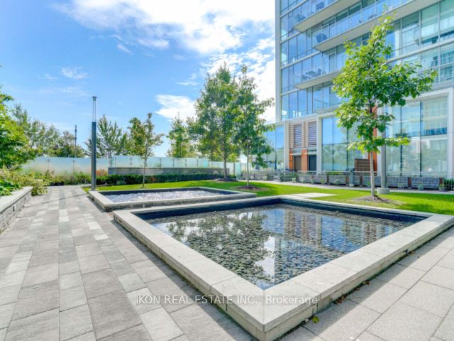 #302 - 29 Queens Quay Property Photo 35