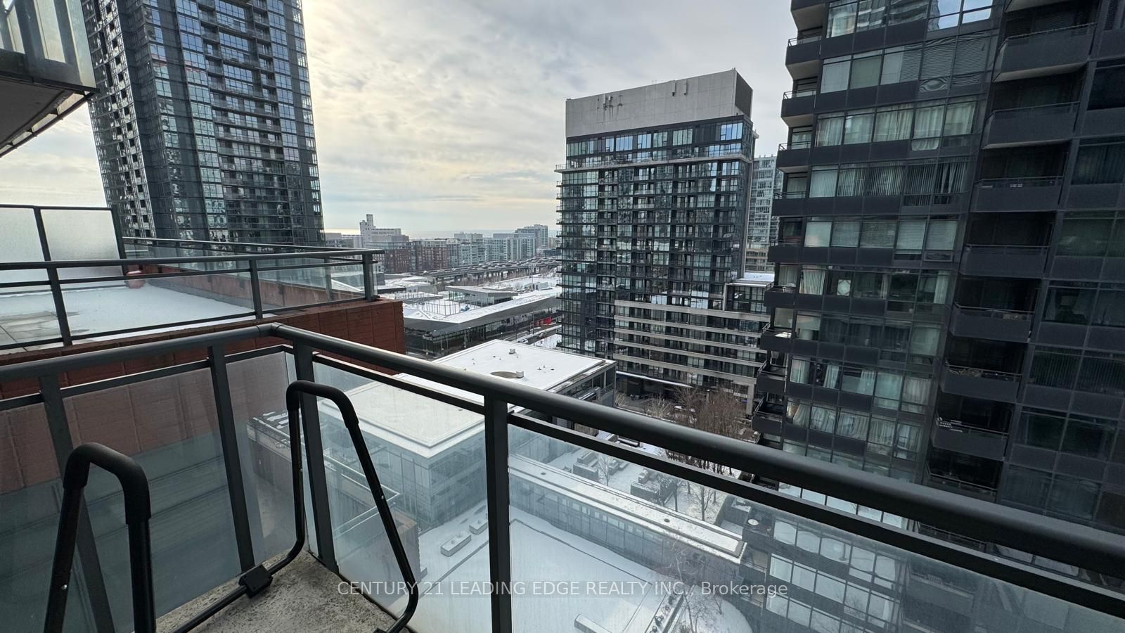 #1523 - 4k Spadina Avenue Property Photo 4