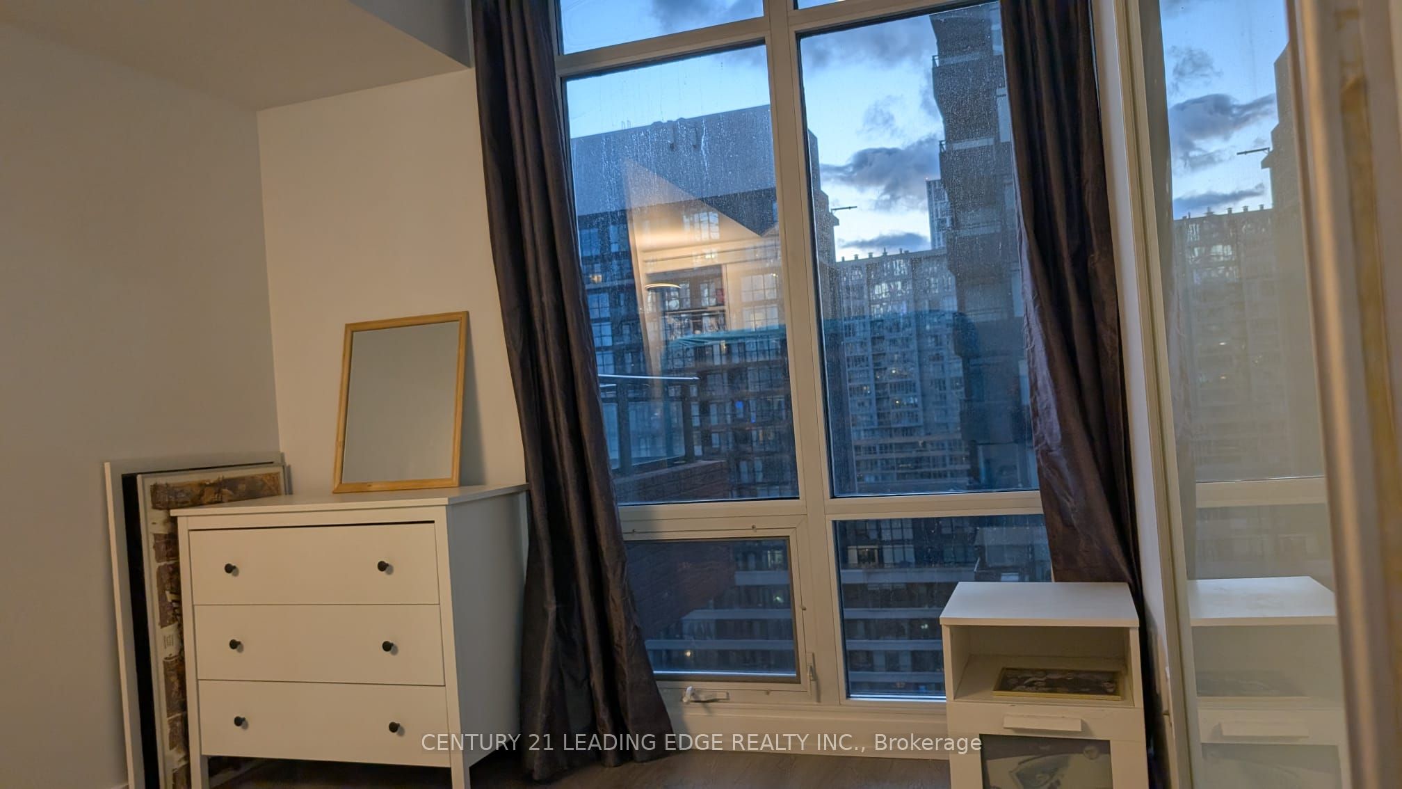 #1523 - 4k Spadina Avenue Property Photo 12