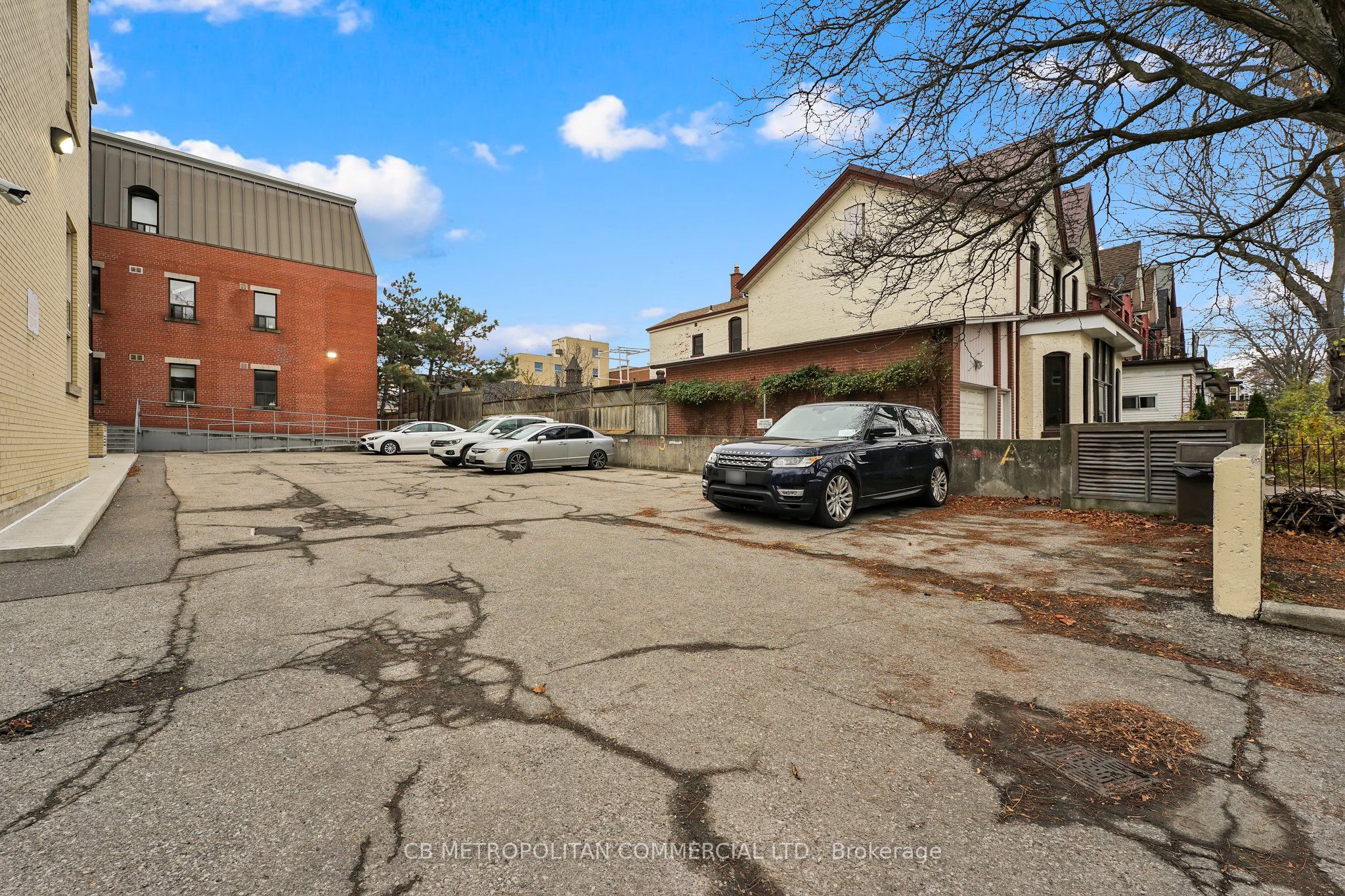 #1 - 150 Beverley Street Property Photo 2