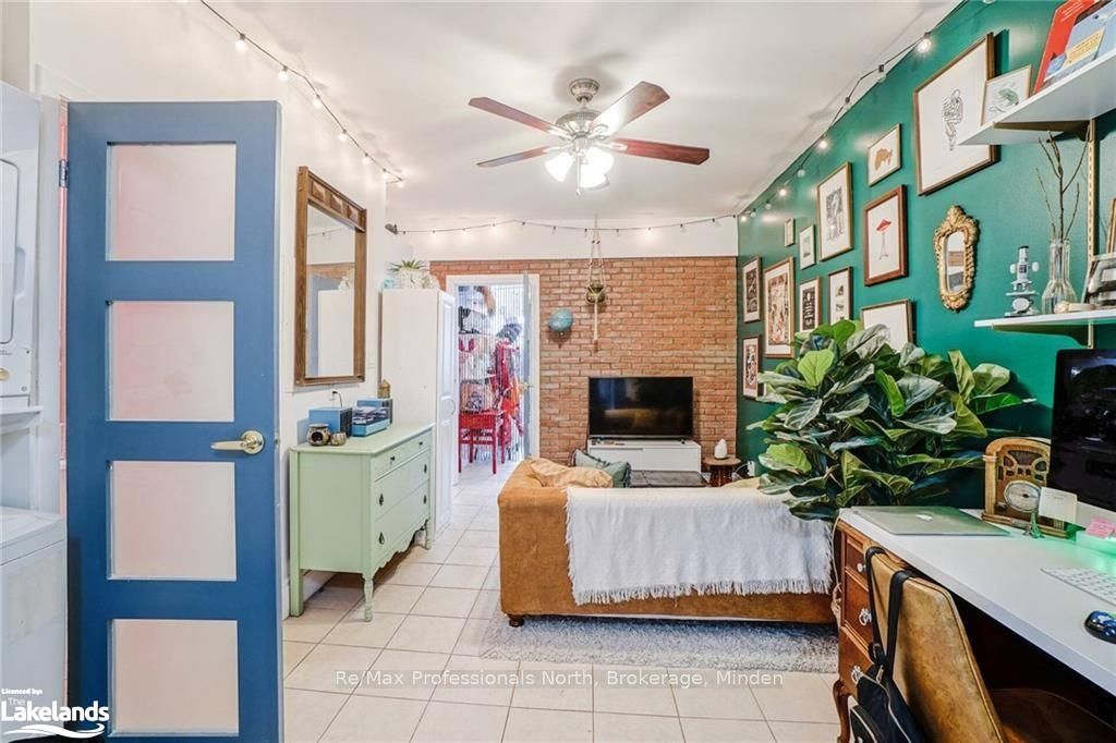 214 Gerrard Street Property Photo 19