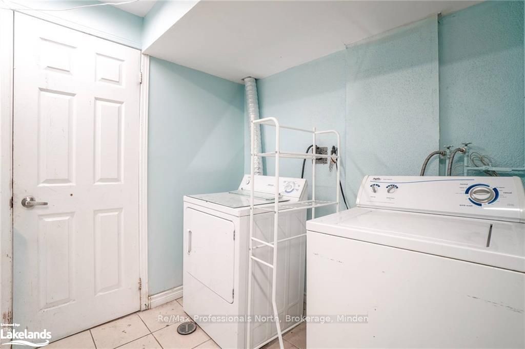 214 Gerrard Street Property Photo 35