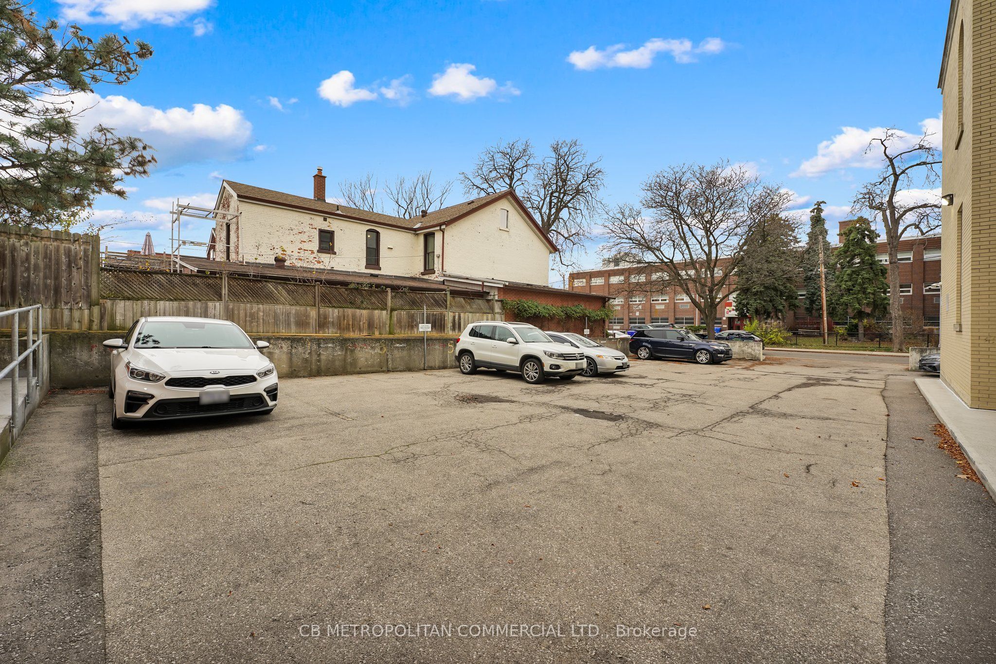 #1 - 150 Beverley Street Property Photo 2