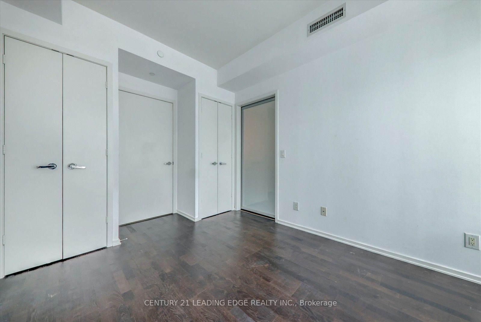 #416-Rm1 - 1 Bloor Street Property Photo 1