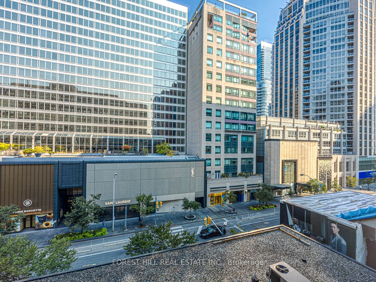 #504 - 131 Bloor Street Property Photo 23