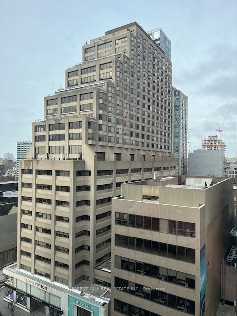 #1218 - 131 Bloor Street Property Photo 23