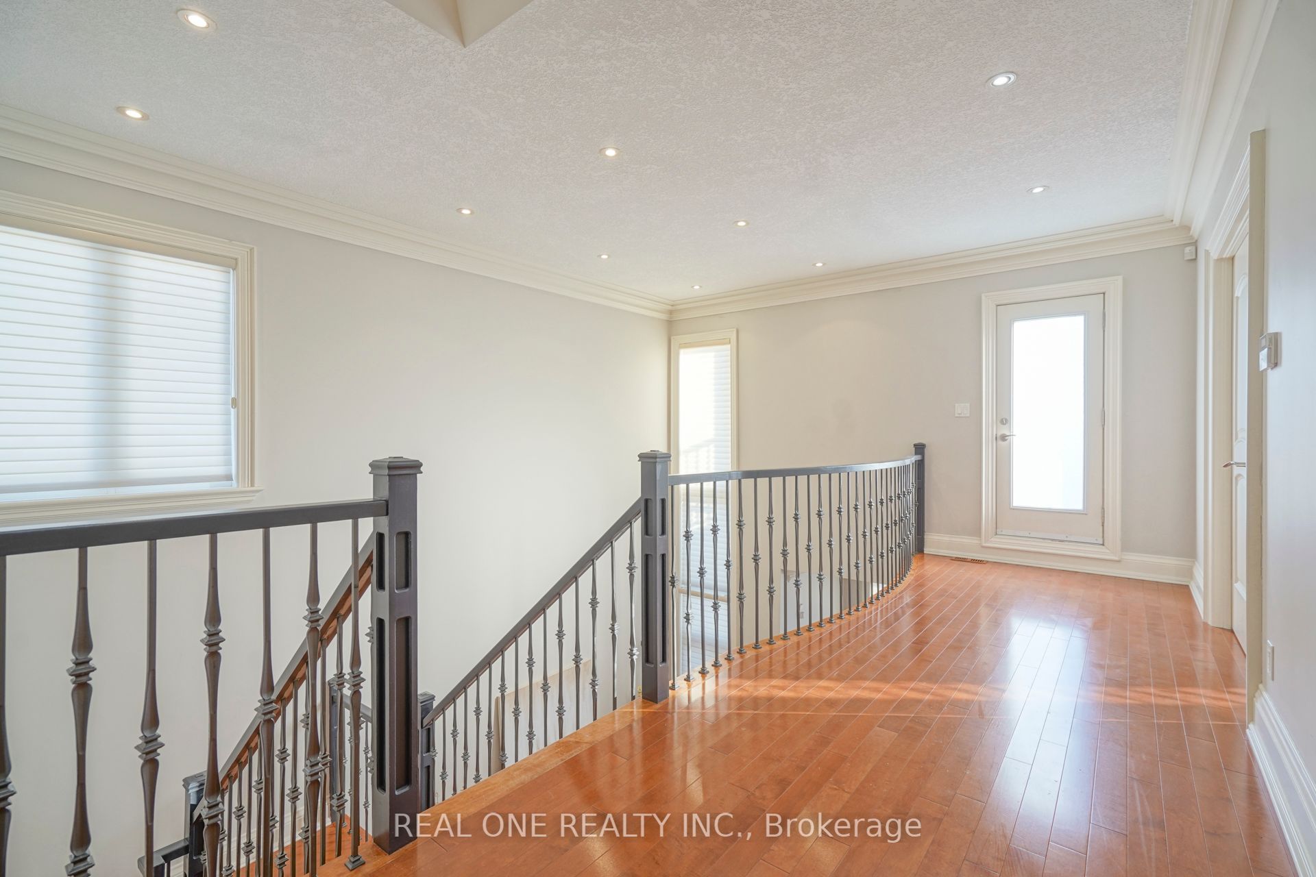 231 Churchill Avenue Property Photo 20