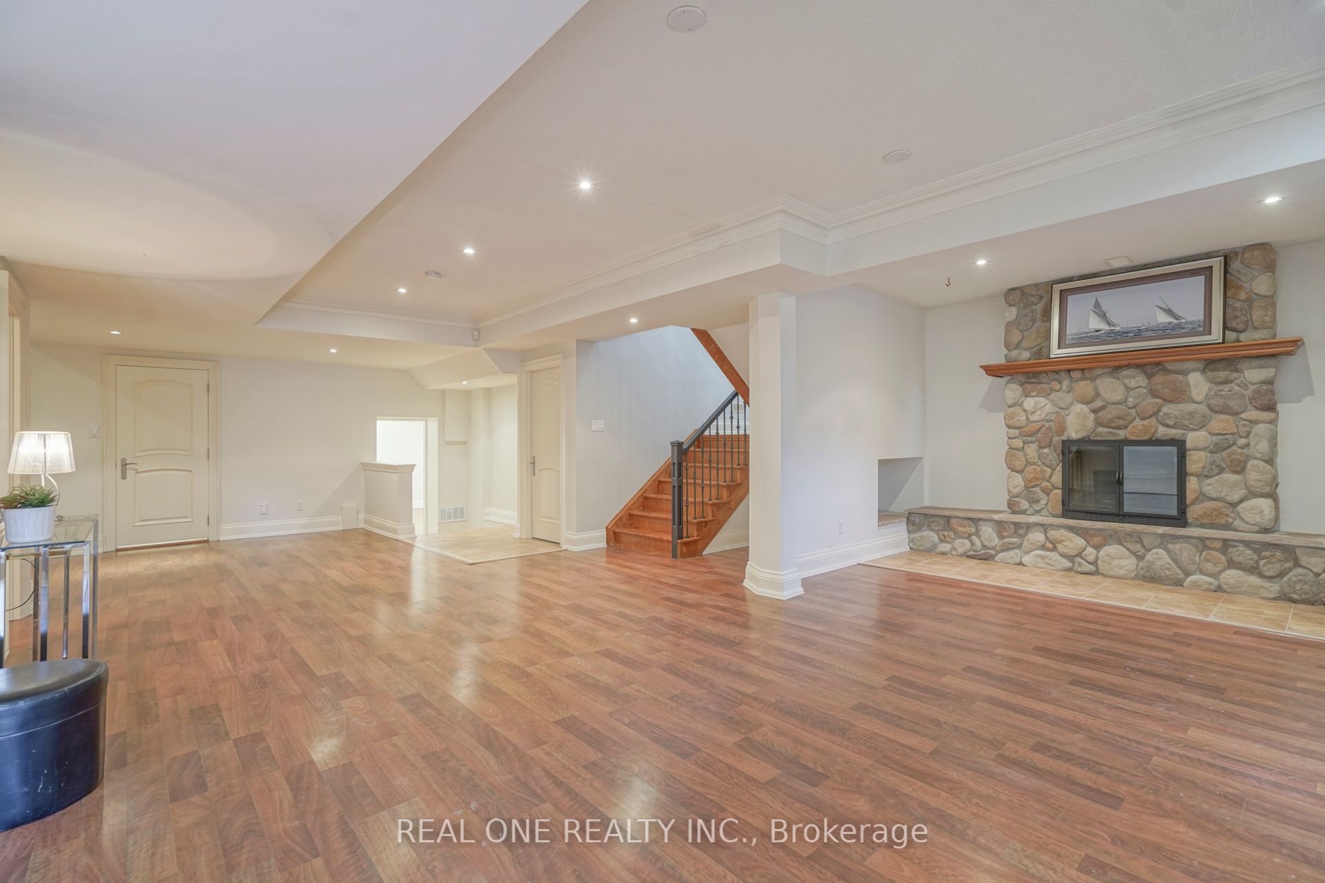 231 Churchill Avenue Property Photo 35