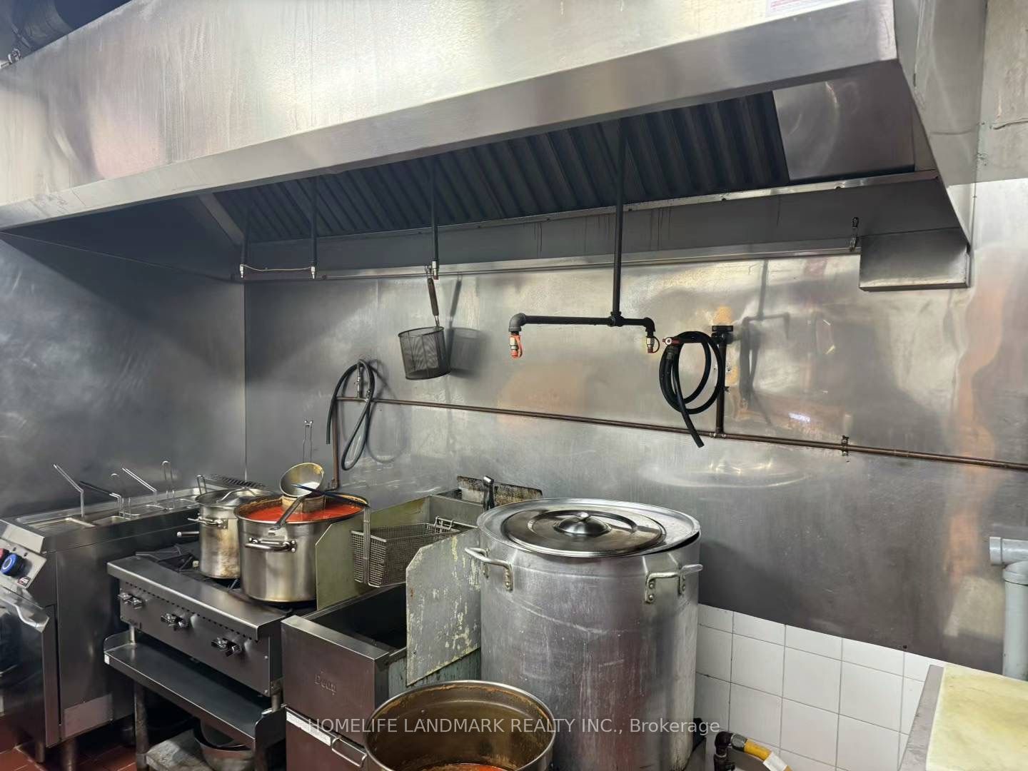#main - 5320 Yonge Street Property Photo 1