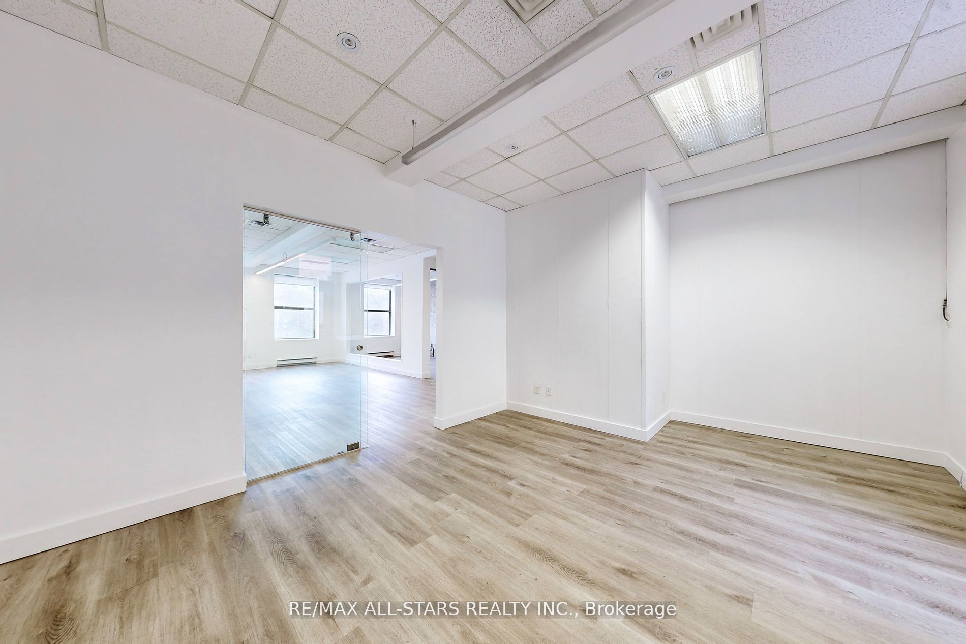#202 - 66 Gerrard Street Property Photo 10