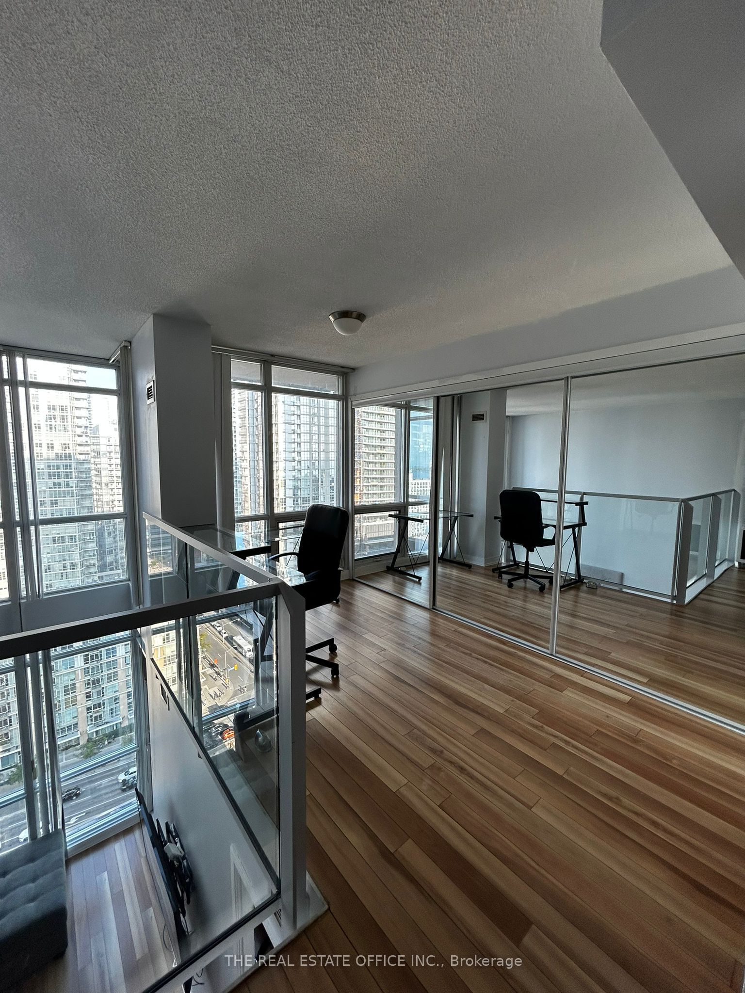 15 Fort York Boulevard 2808 Property Photo 9