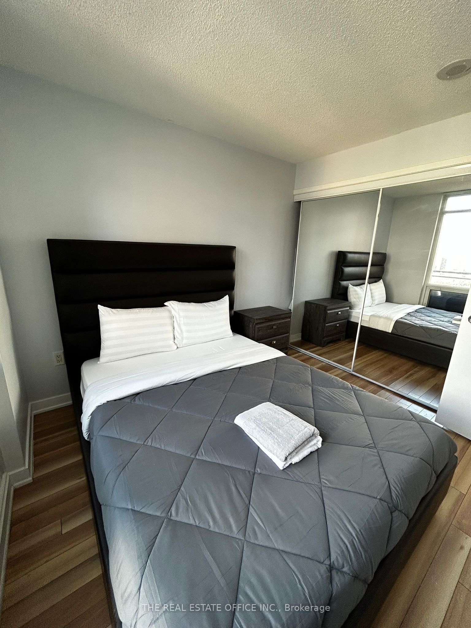 15 Fort York Boulevard 2808 Property Photo 14