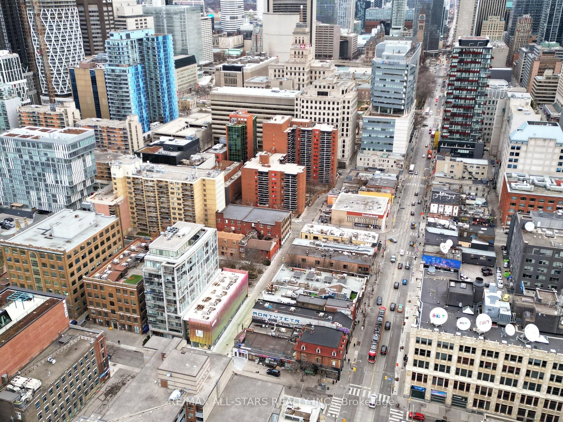 #300 - 10 - 14 Mccaul Street Property Photo 7
