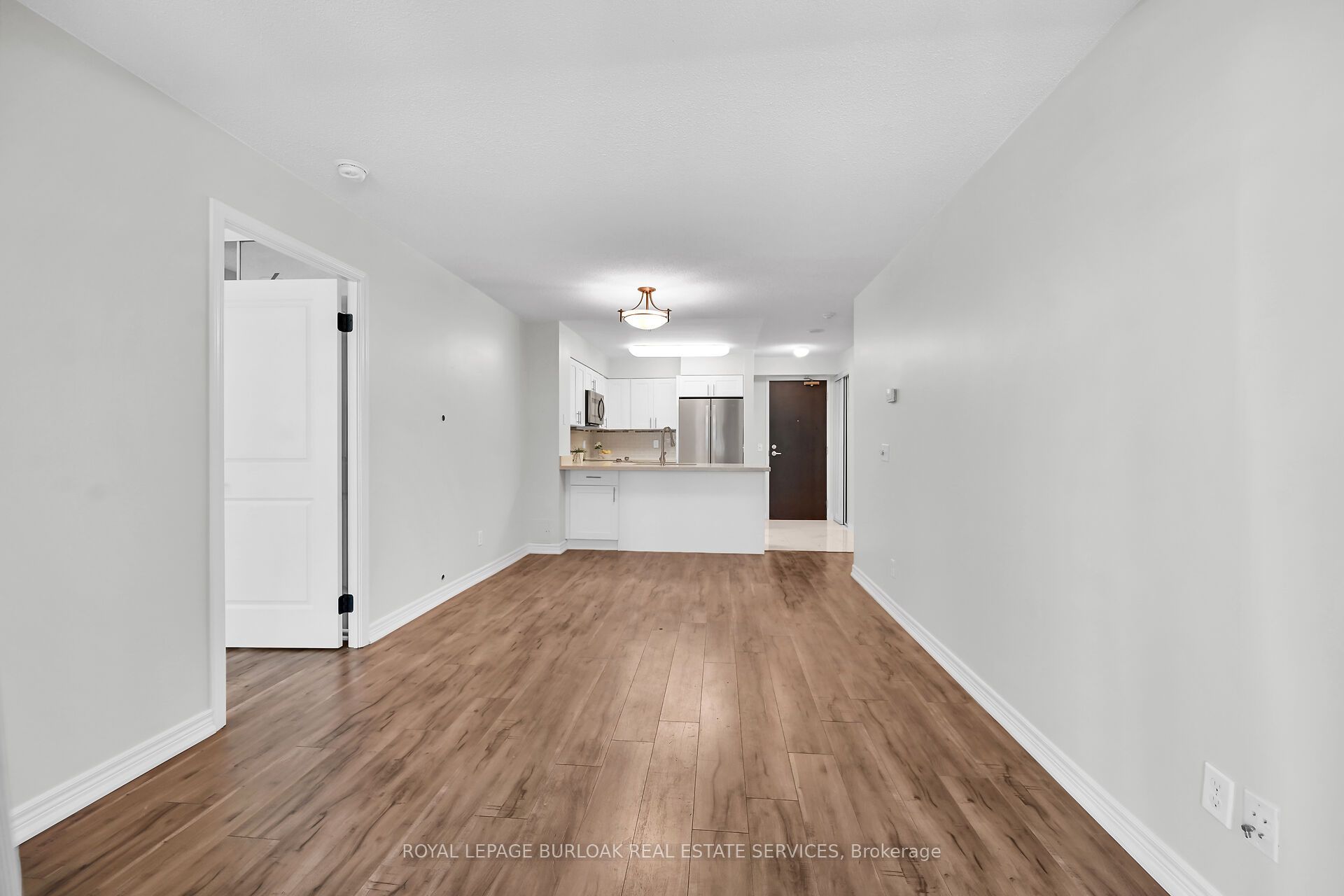 #709 - 30 Grand Trunk Crescent Property Photo 18