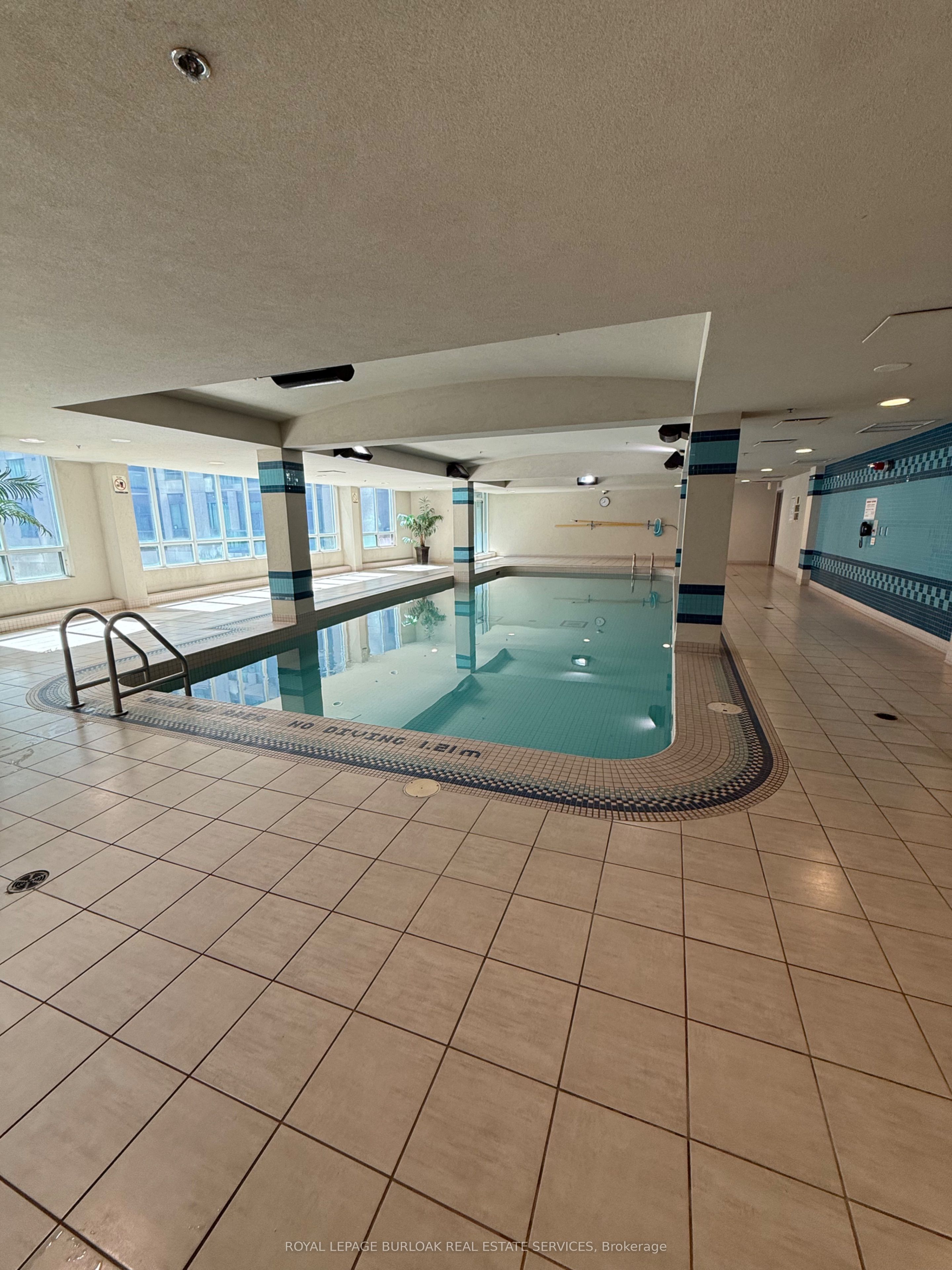 #709 - 30 Grand Trunk Crescent Property Photo 27