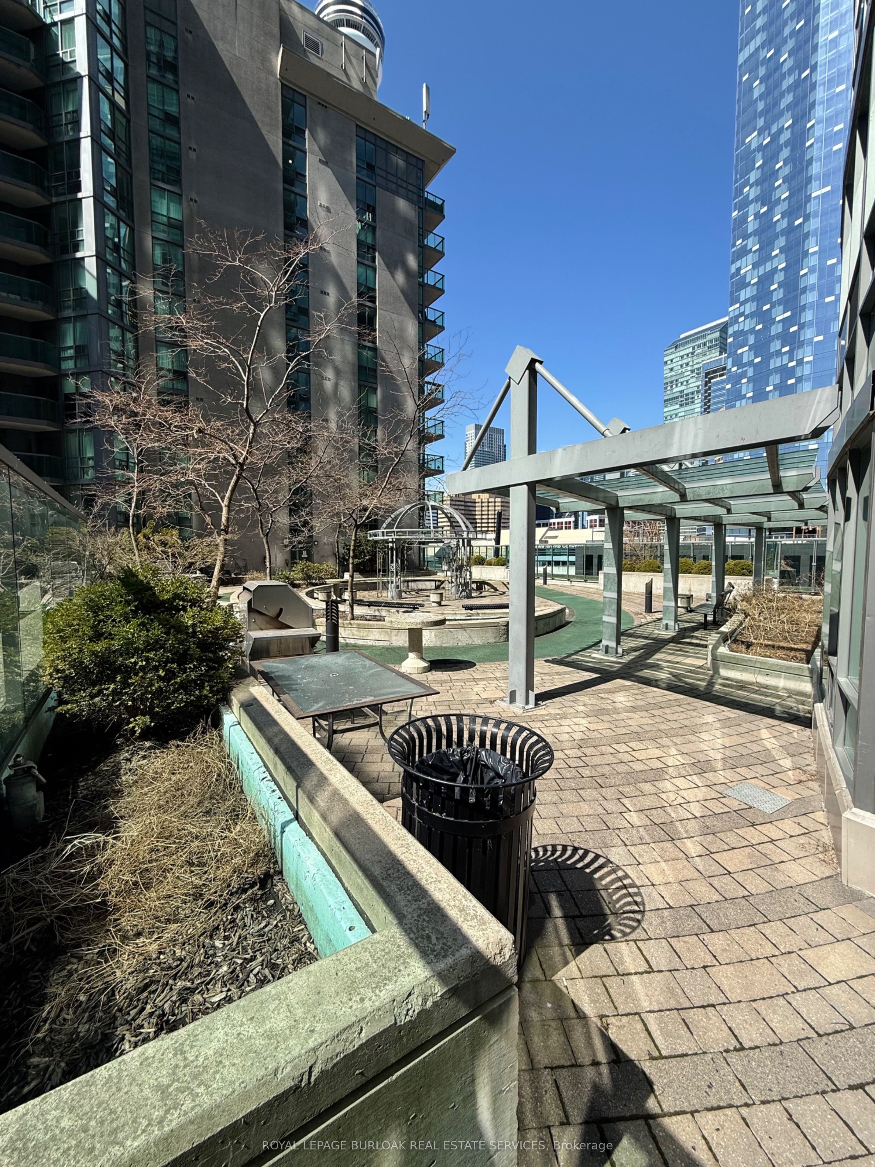 #709 - 30 Grand Trunk Crescent Property Photo 37