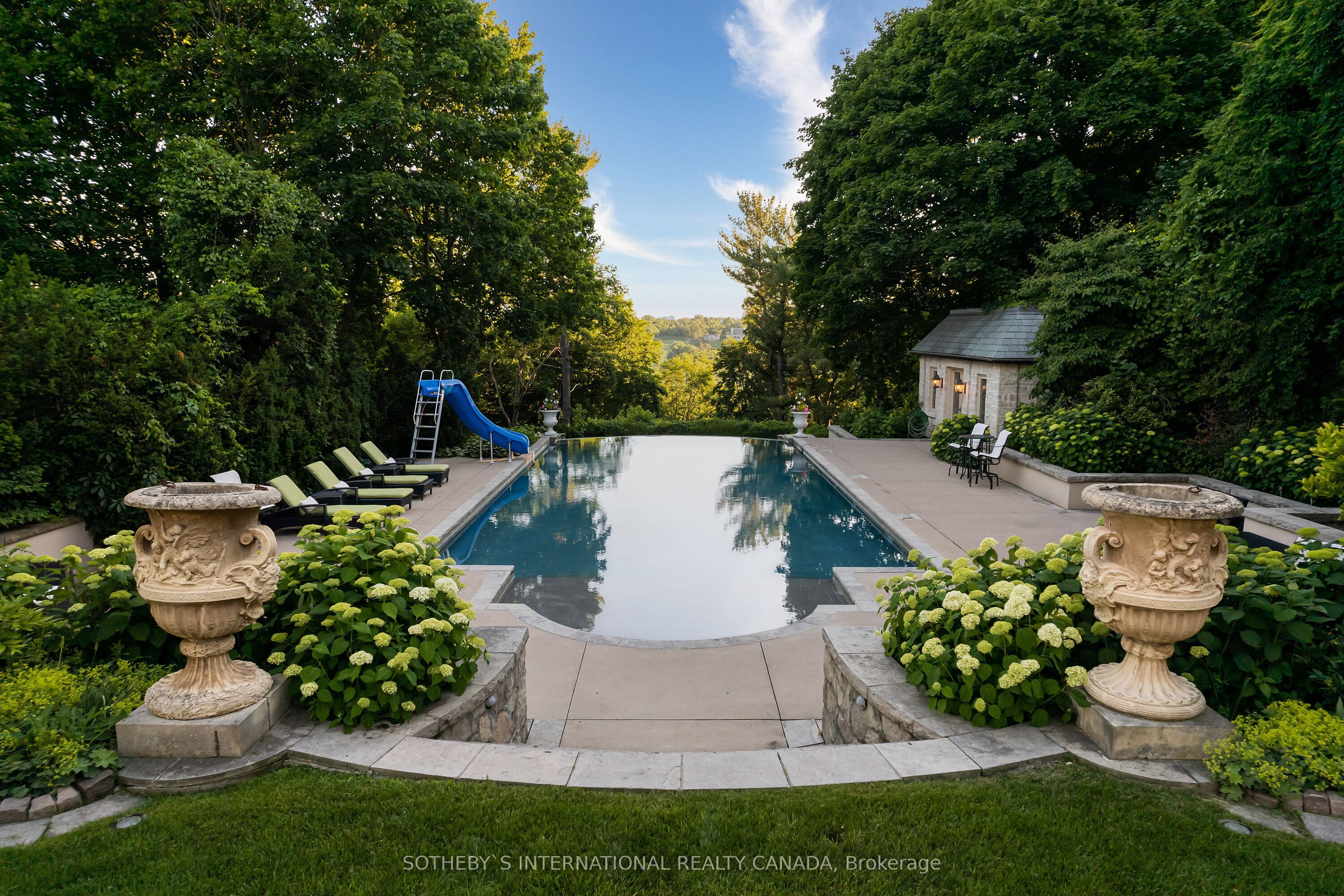 45 Bayview Ridge Property Photo 4
