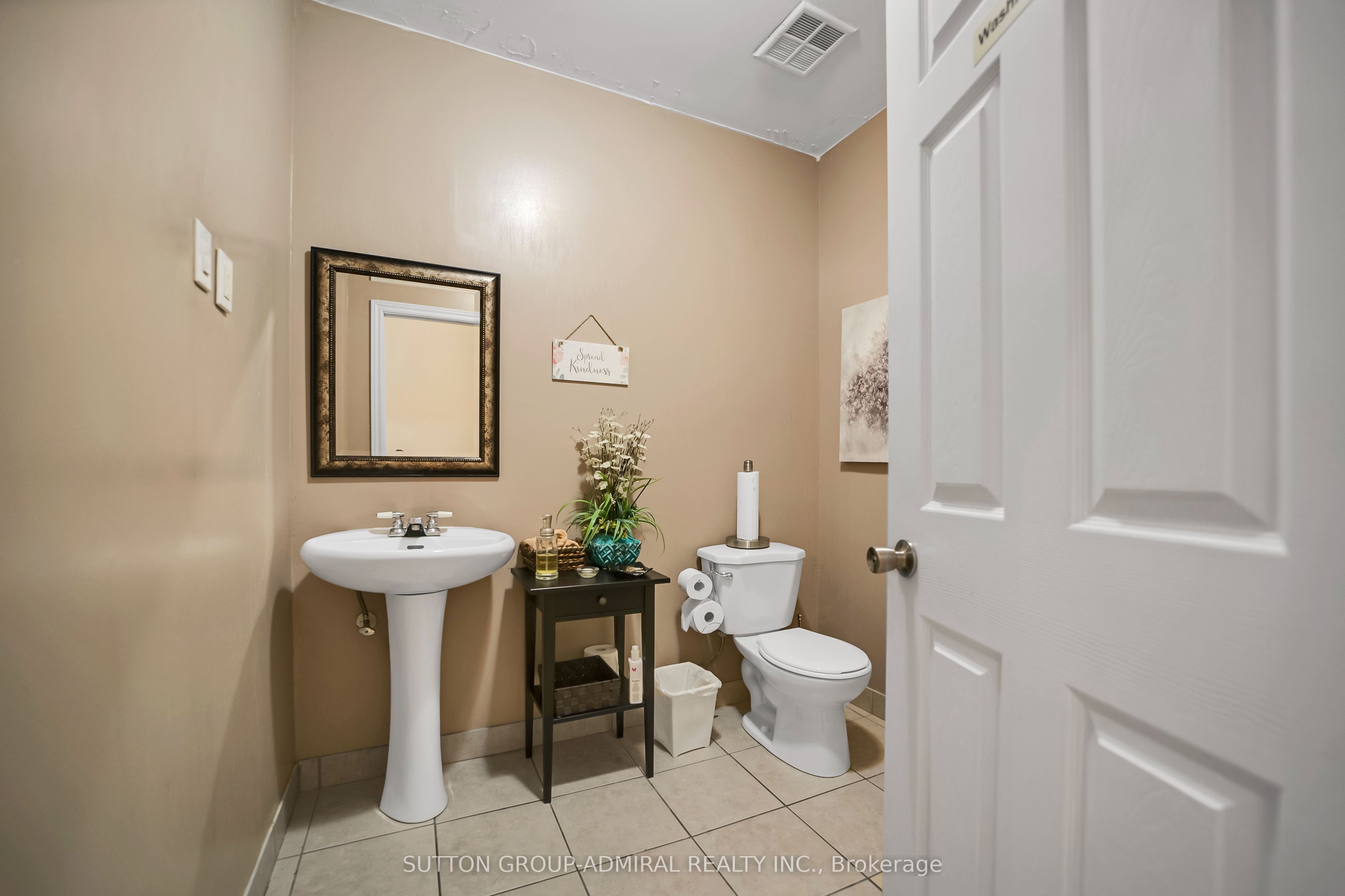 #a17 - 2012 Sheppard Avenue Property Photo 20
