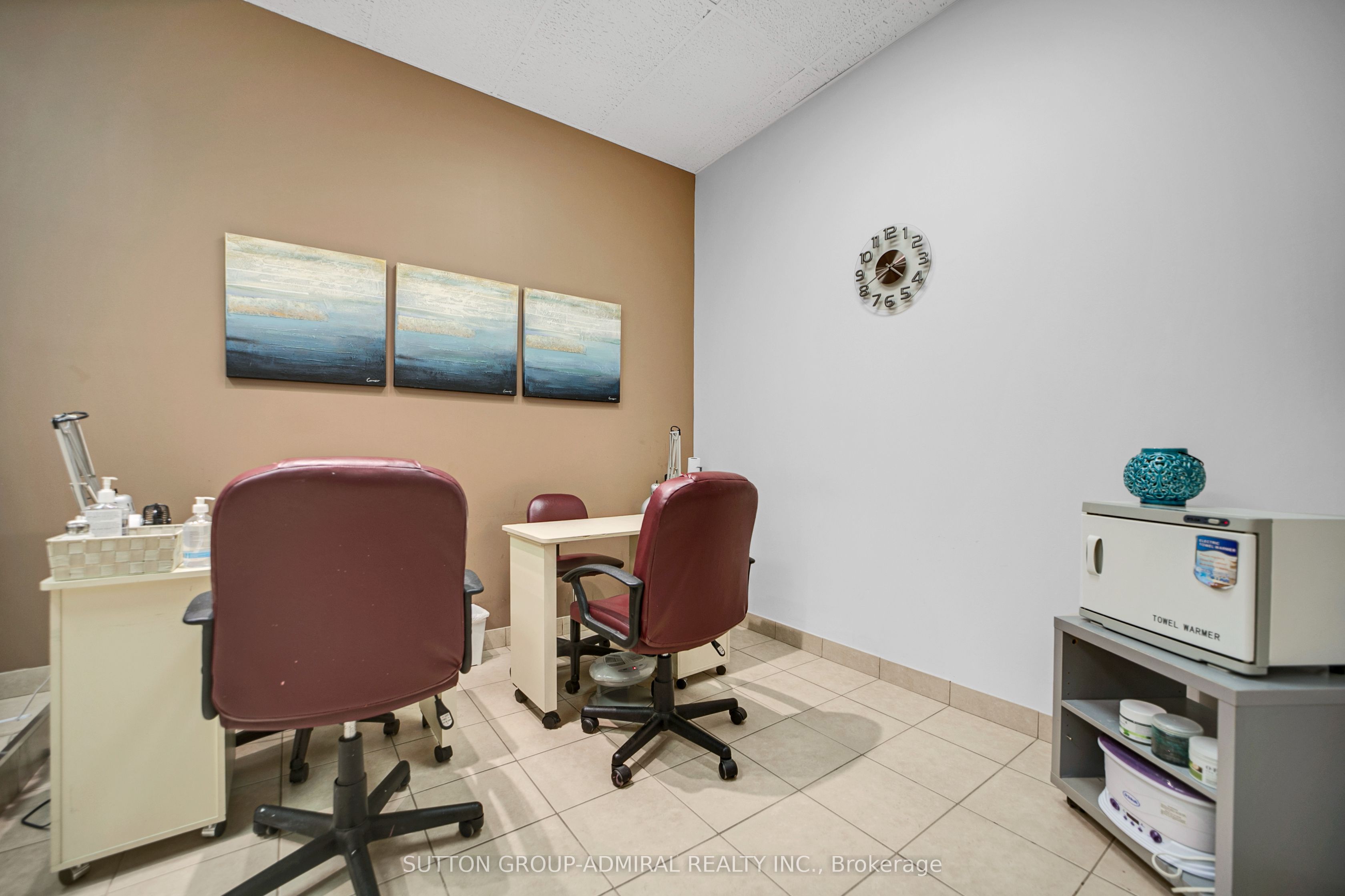 #a17 - 2012 Sheppard Avenue Property Photo 23